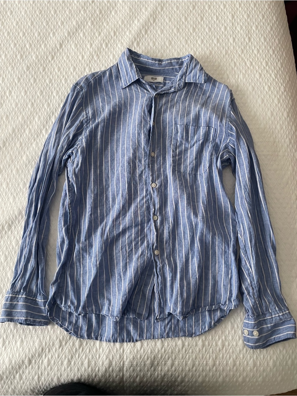 Blue striped 100% linen button shirt Uniqlo S
